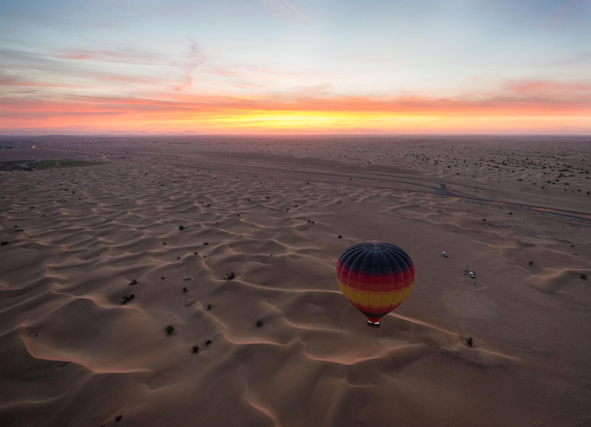 Hot Air Balloon Flight over Dubai Desert gallery 2