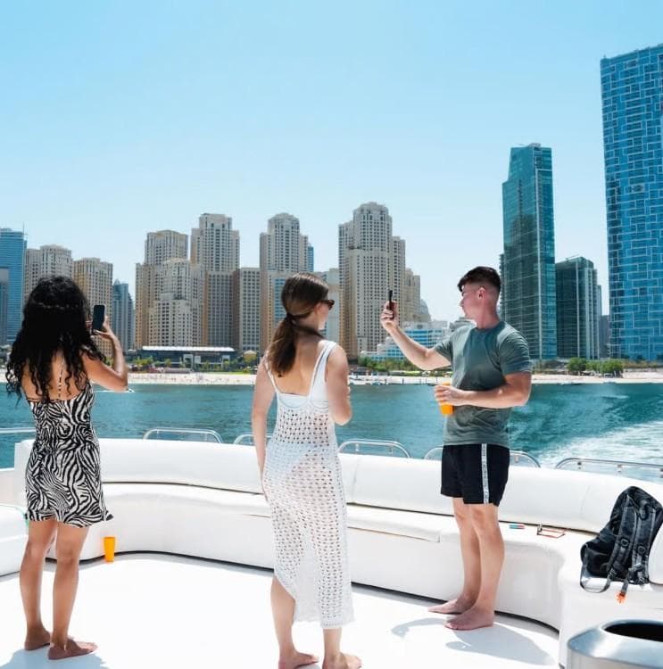 Shared Yacht Tour gallery 2