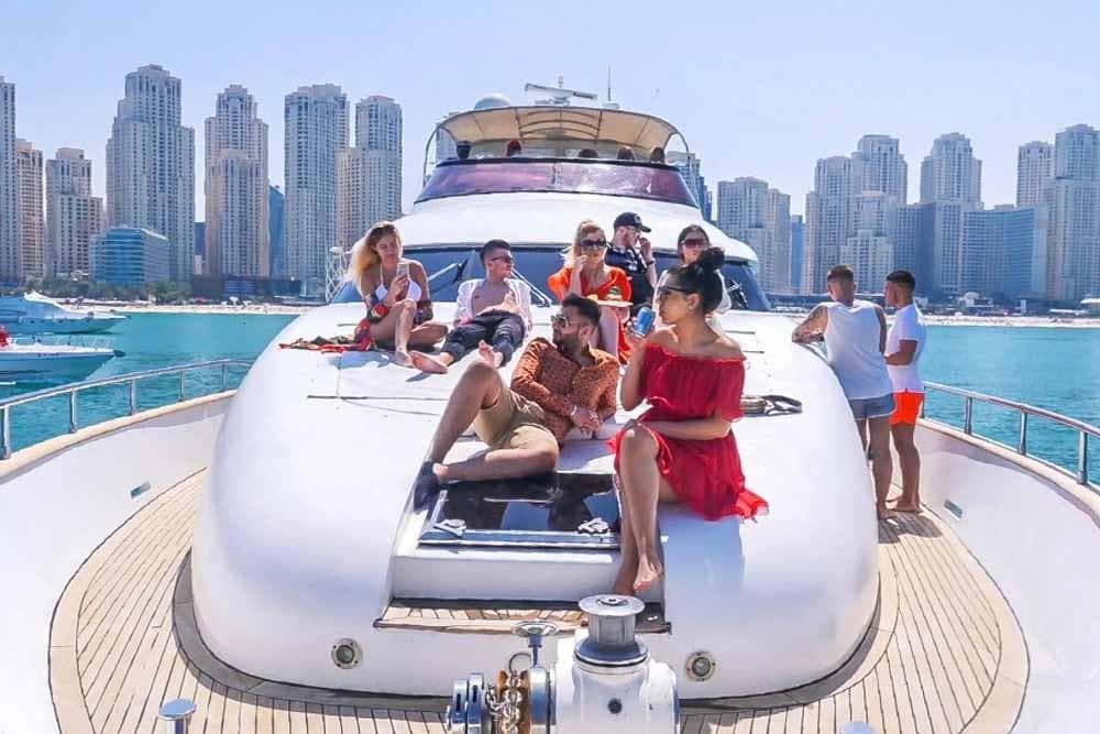 Shared Yacht Tour gallery 8